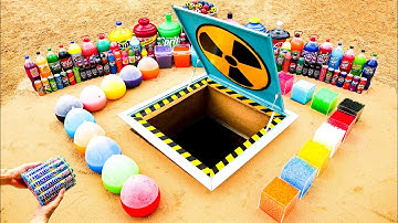 Grote tandpasta-uitbarsting uit geheime ondergrondse bunker met gigantische Sprite, Fanta, Coca-C...