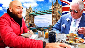 London's Best English Breakfast!! Tour Of London, England!! 🇬🇧