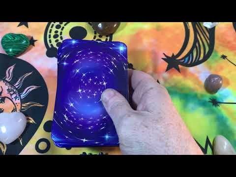DECK CULL FOR YOU ! ORACLE DECKS ON SALE HELP NEEDED DIFFERENT DECKS THAN PREVIOUS LIVE
