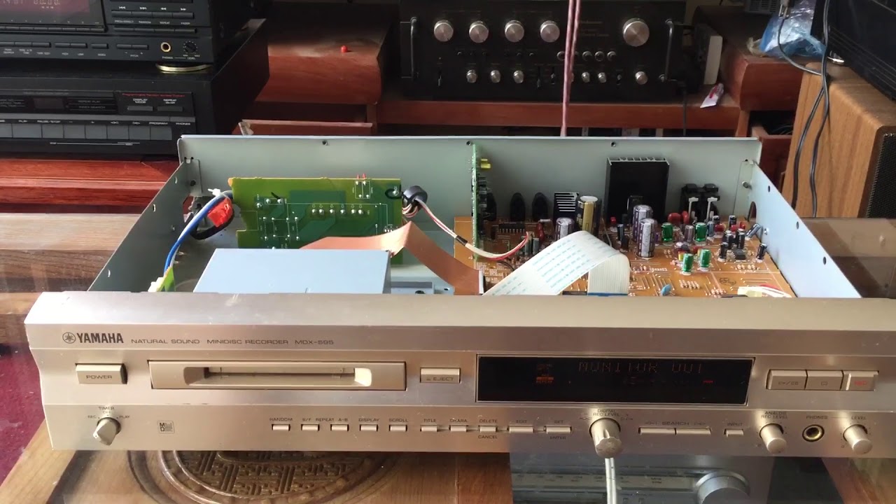 test md dac yamaha MDX 595 - YouTube
