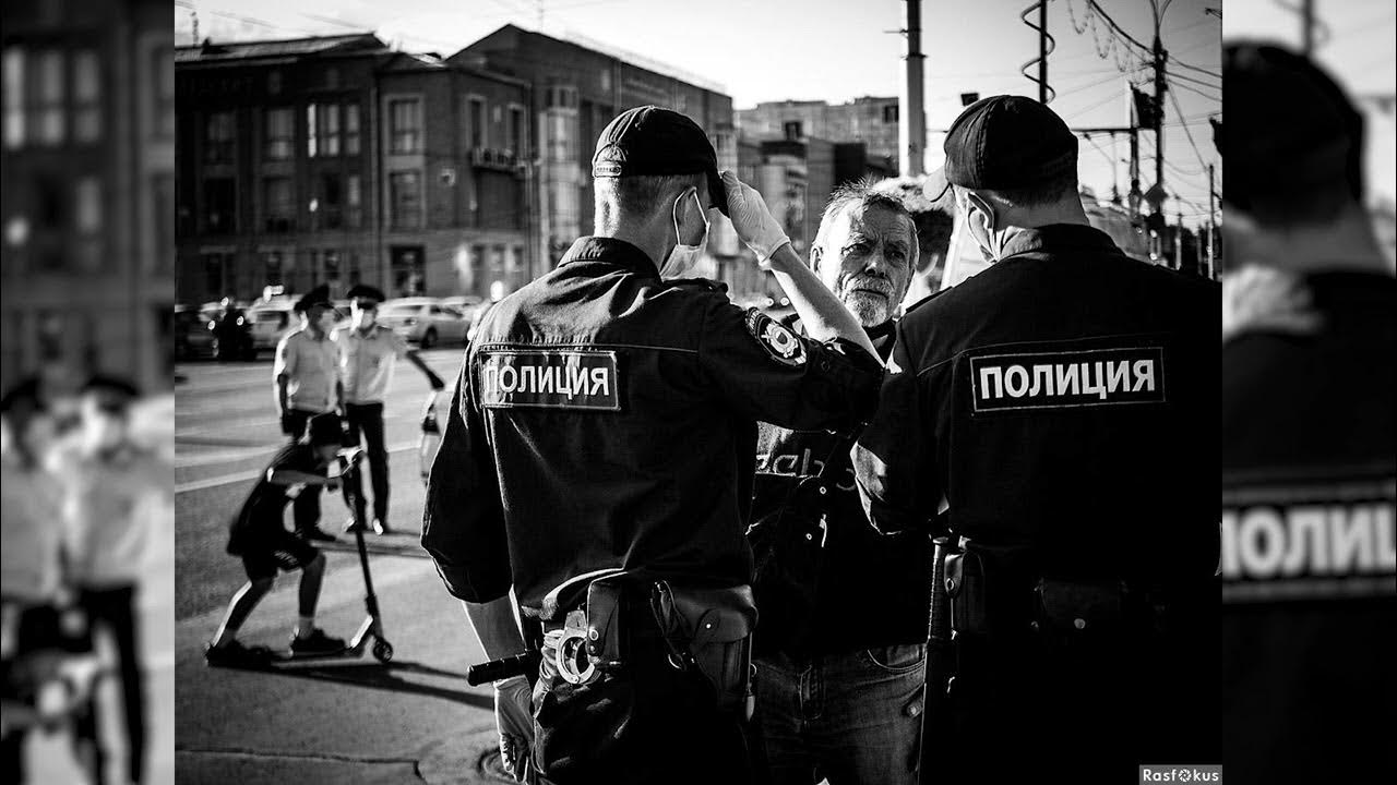Как выглядят черные полицейские