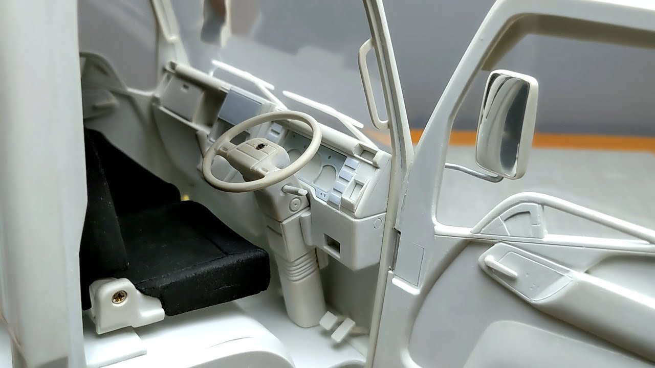 How I made a fully detailed truck interior
