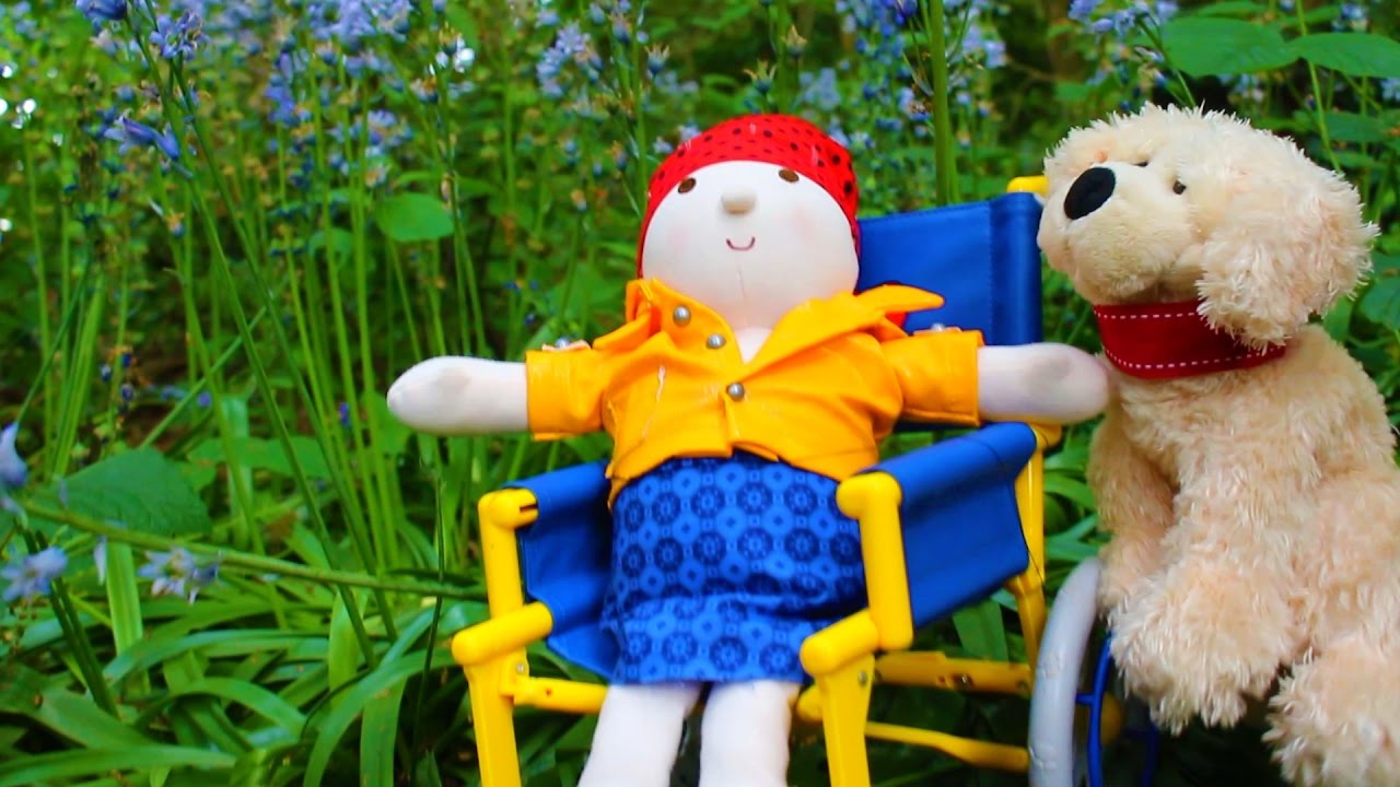 Sing along to 'In and Out of the Dusty Bluebells' and Dance with our