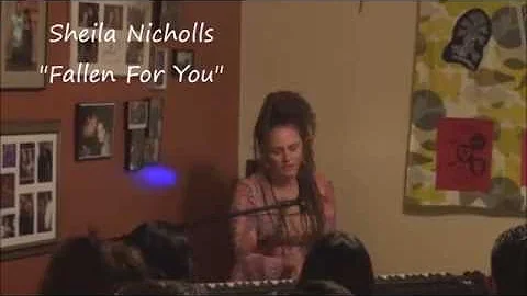 Sheila Nicholls - Fallen For You - Live @ The Refu...