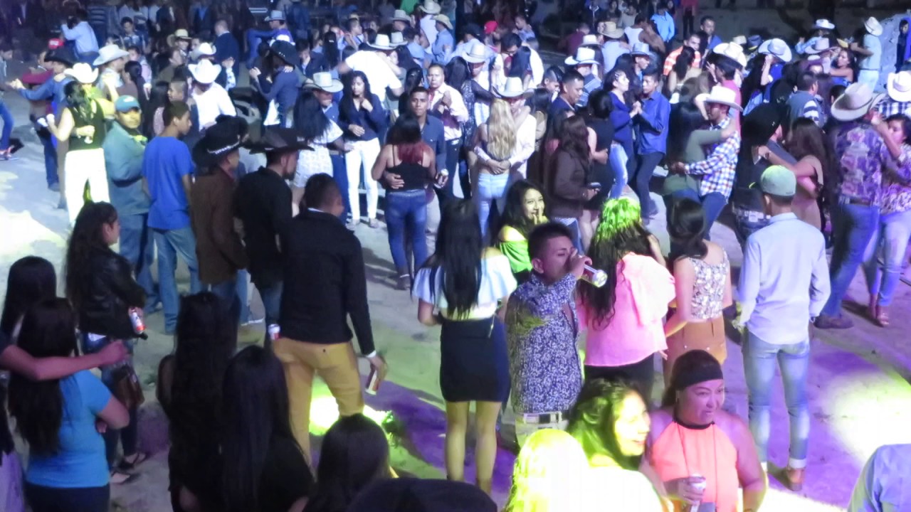 Los Contrabandistas en Los Moreno, Mexquitc S.L.P.; Vamonos Pa El Baile. video editing software free