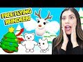 SANTA Gave Me A FREE FLYING REINDEER in ADOPT ME! ( Roblox Adopt Me Chrismas Update)