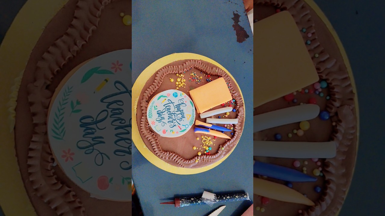 Teacher's Day cake from My dr students ❤️ 