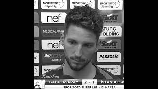 Mertens derin düşüncelere dalmış gibi...