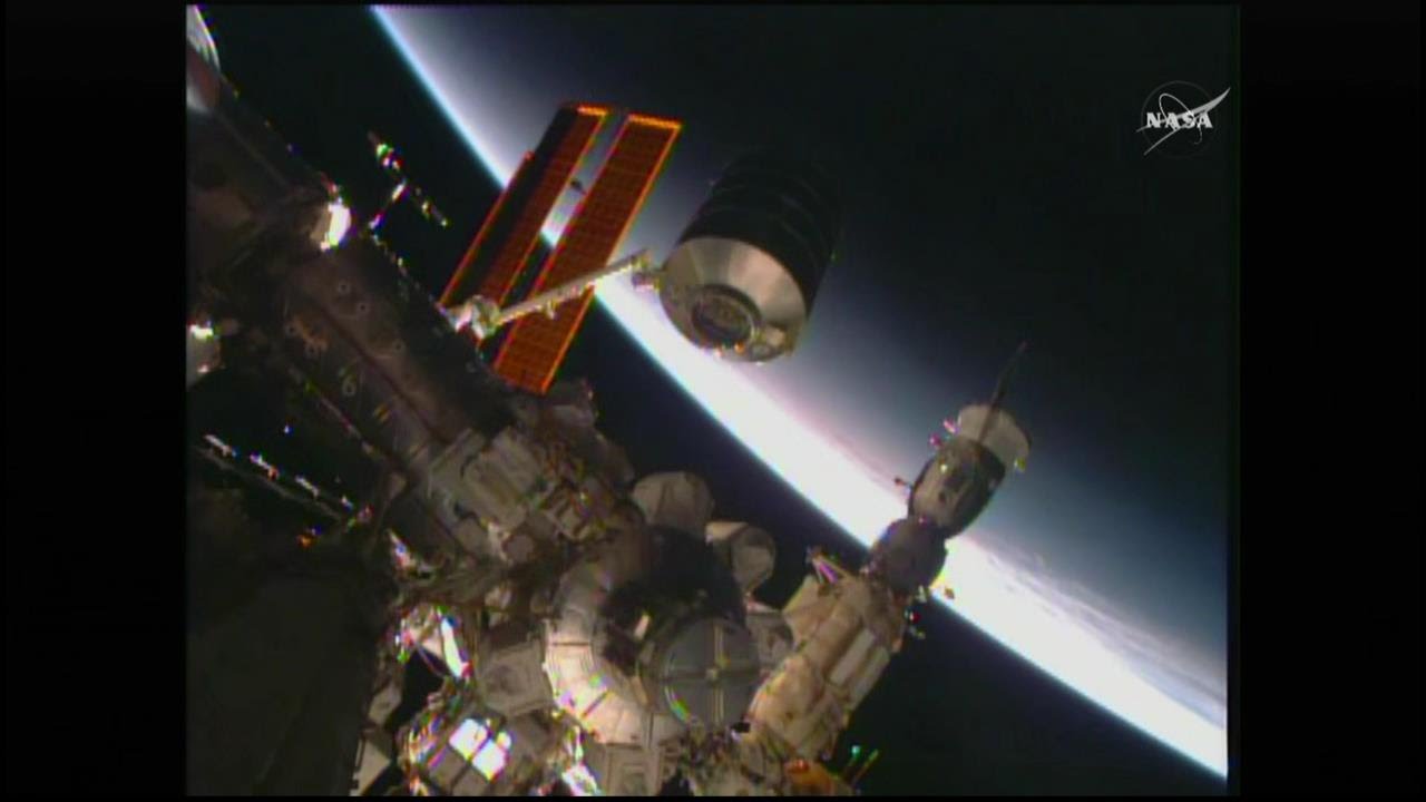 Permanent Multipurpose Module (PMM) Relocation (time lapse) - YouTube