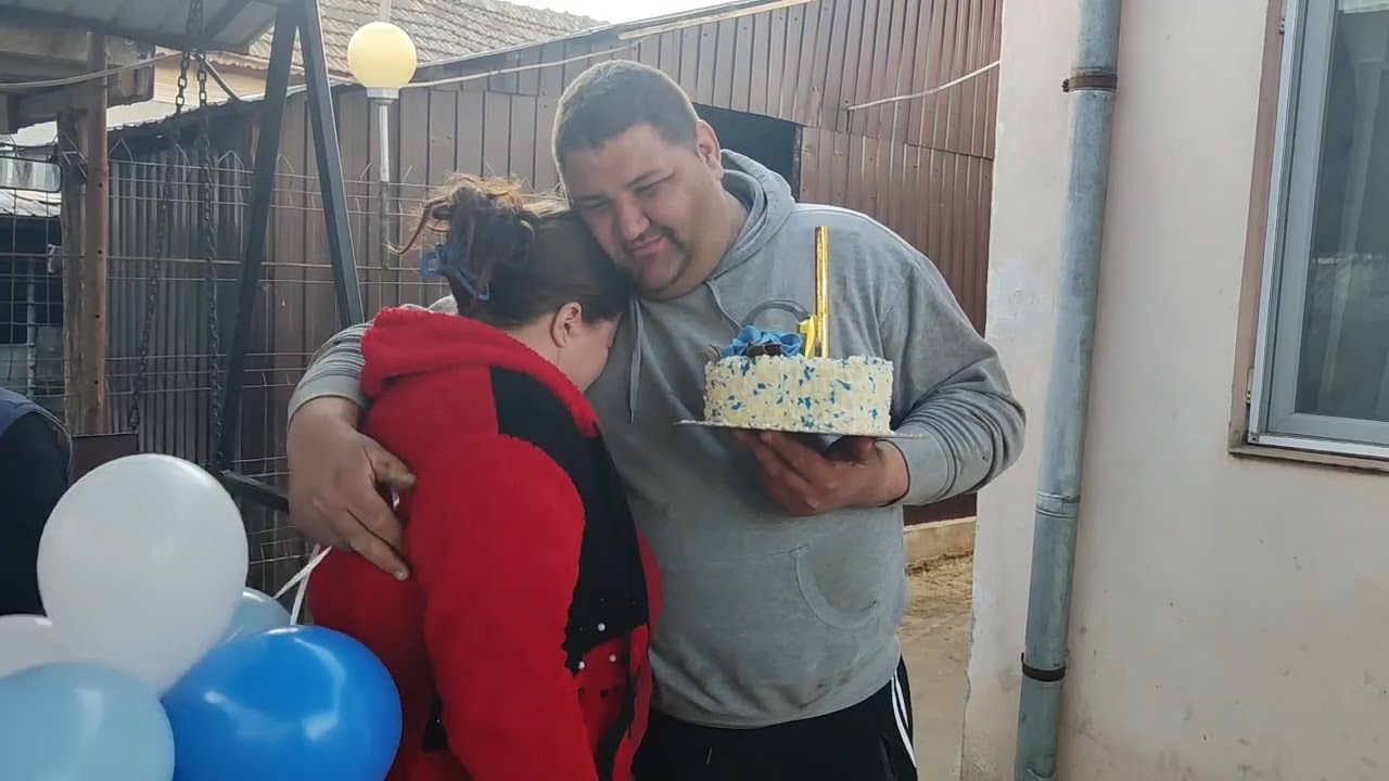 Mihăiță 1 an .....de relație....motatei