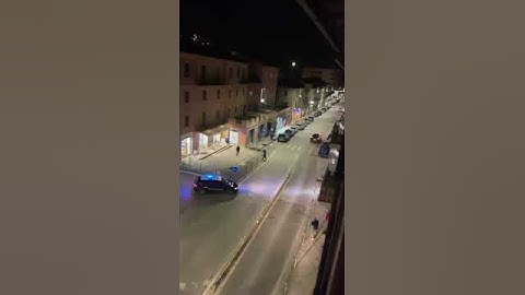 Inseguimento a Perugia: un’auto si schianta per sfuggire ai carabinieri