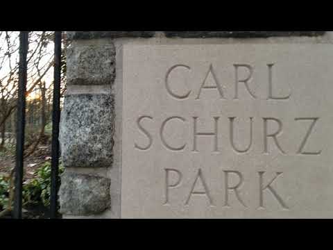 Video: Carl Schurz Park: Die volledige gids