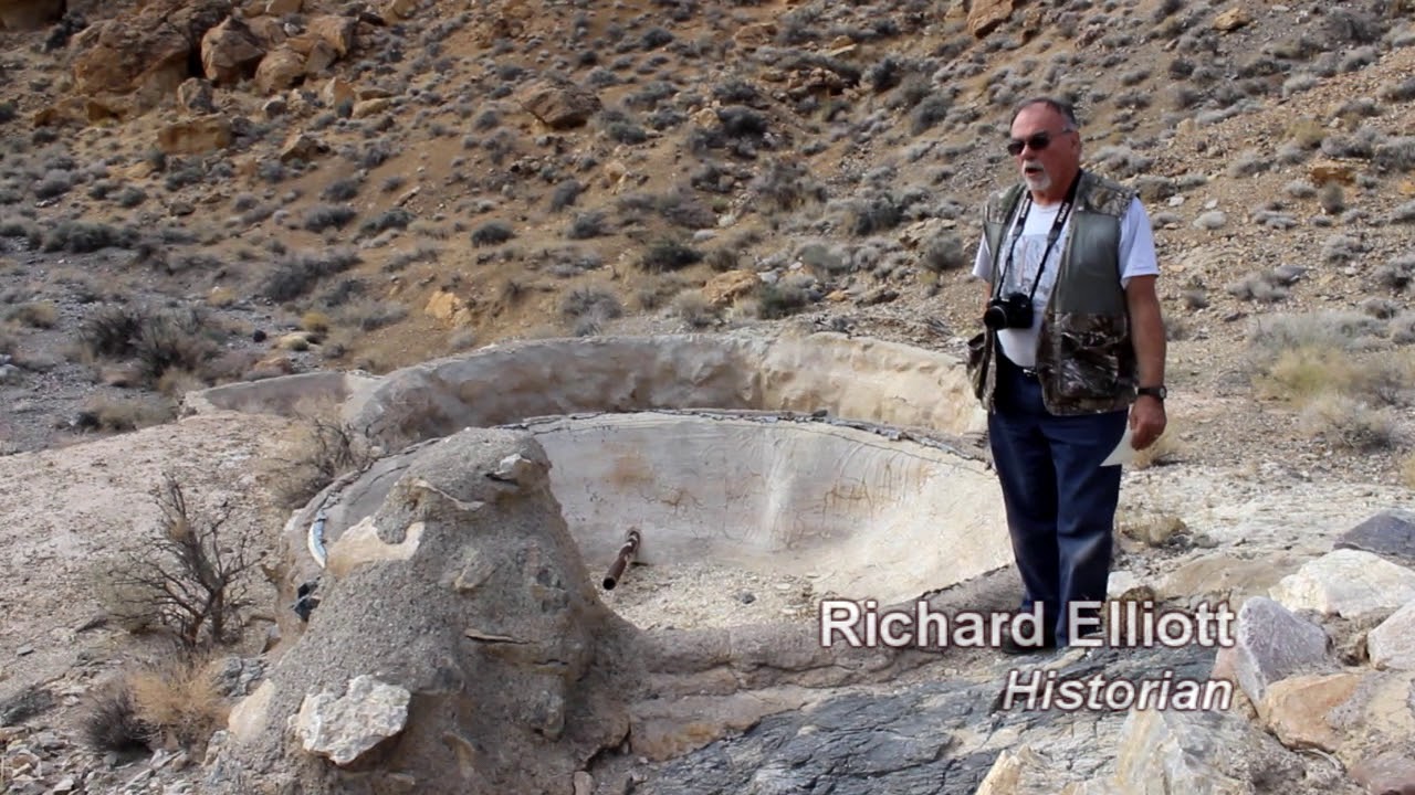 Visiting Hoover-Star Mill in Death Valley National Park