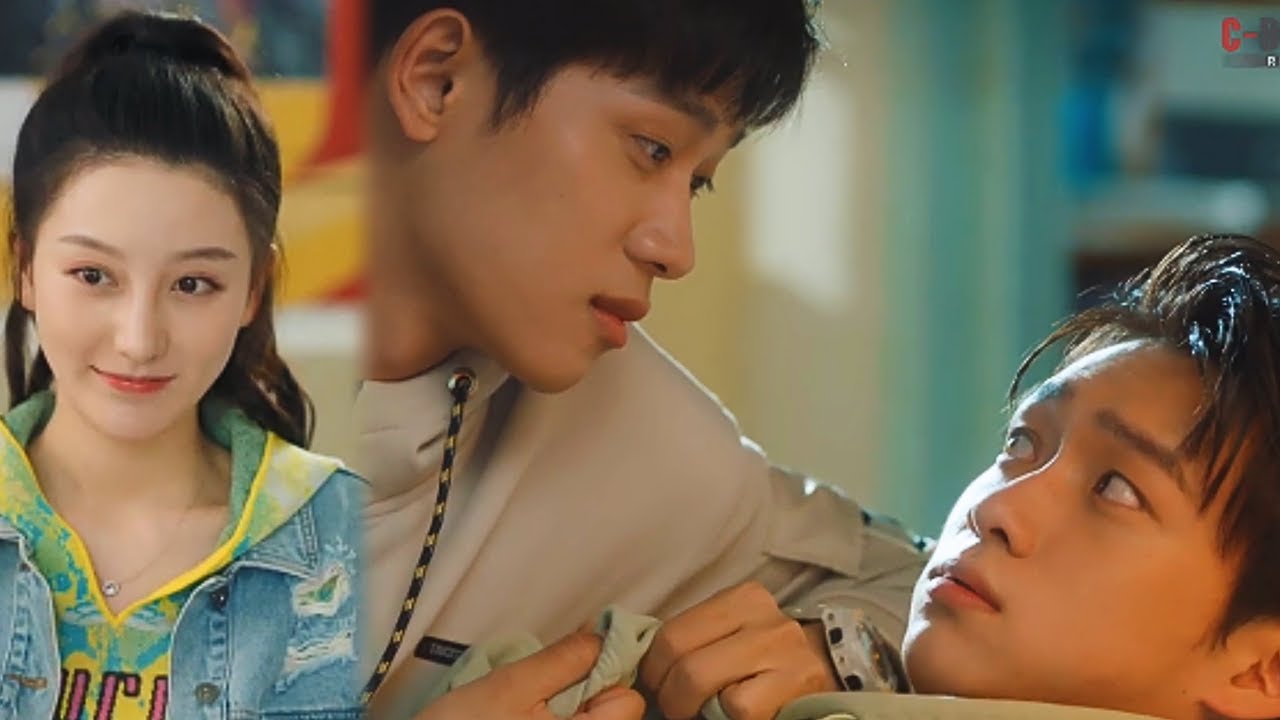 Бывшая девушка приходит в гости, он ревнует и бросает ее парня