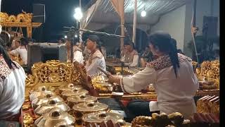 Download Mp3 klenengan Gending pembuka - wayang kulit dalang Ki Eko Suwaryo terbaru Gudang lagu Download Mp3 klenengan Gending pembuka - wayang kulit dalang Ki Eko Suwaryo terbaru