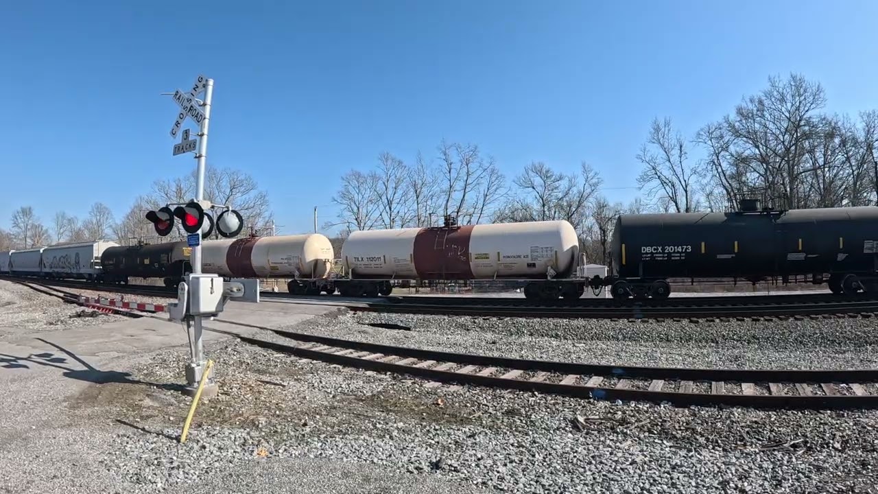 Norfolk Southern 178 with 2 KCS leaders heads Northbound in Sunbright Tennessee 