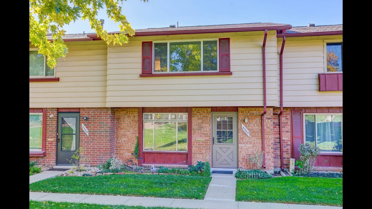 Lisa Cybyske presents 8385 W Virginia Avenue Lakewood, CO | ColdwellBankerHomes.com