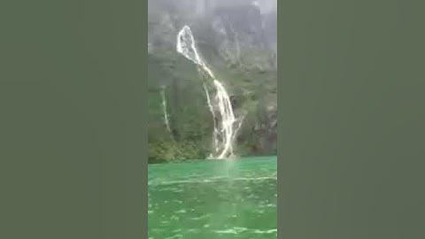 أفمن شرح الله صدره للإسلام فهو على نور من ربه ماهر المعيقلي تلاوات خاشعة