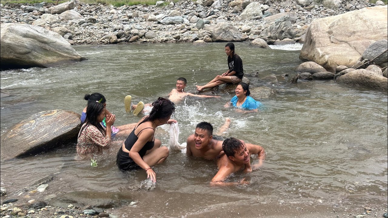 BUDANG RIVER || WEST SIKKIM 📍|| ENJOY WITH THEM ||