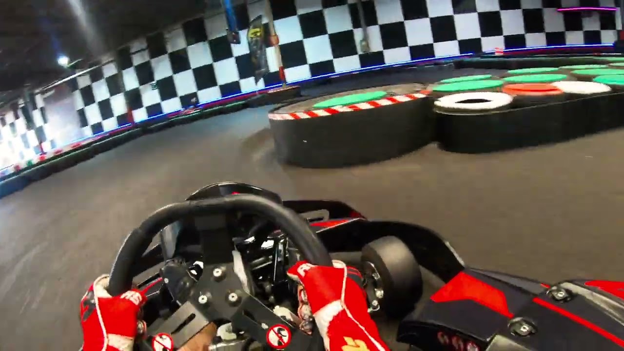 Onboard lap at indoorkarting Antwerpen Noorderlaan Laptime: 40:399 (85kg)   Normal kart