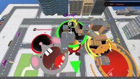 Playing Hole.io the first time on my channel :)