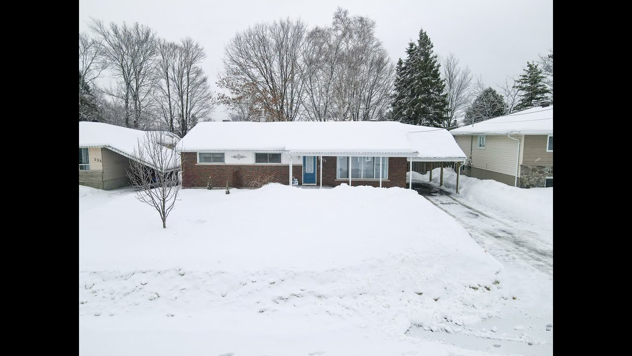 225 Glen Rouge Dr. North Bay ON 429,900 YouTube