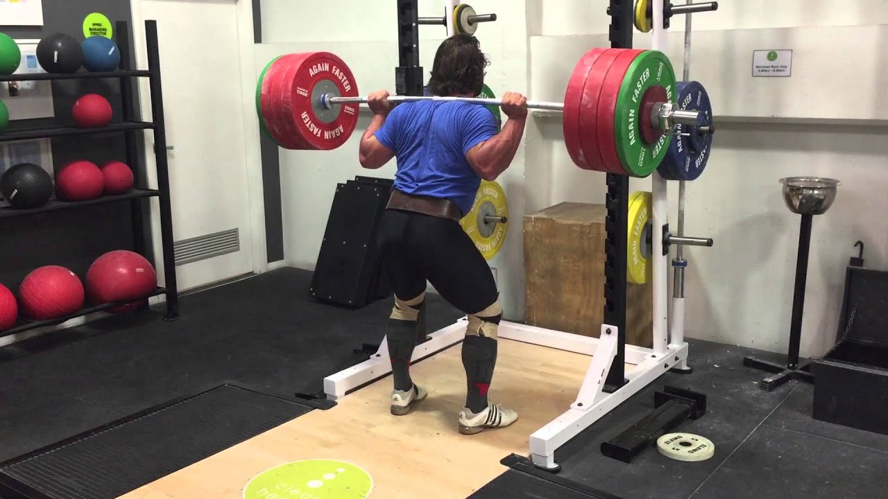 Eccentric squats... 4 reasons you should do them - YouTube