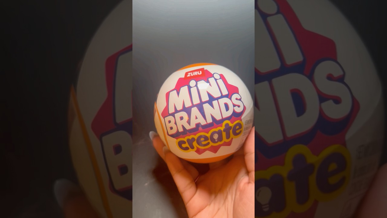 Unboxing the Mini Brands Create Master Chef Edition.Today’s recipe: Strawberry Cake! 🍓