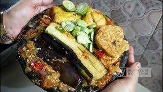 How to Make Crushed Eggplant Sambal, a Simple Dish