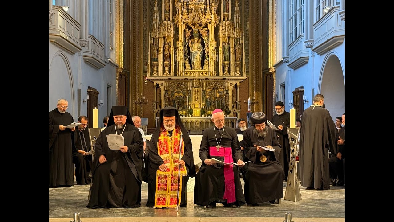 صلاة من أجل سلام كلّ العالم - فيينا- تذكار للشهداء الذين استشهدوا في كنيسة مار الياس في دمشق.