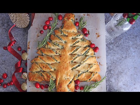 Spinach Dip Christmas Tree