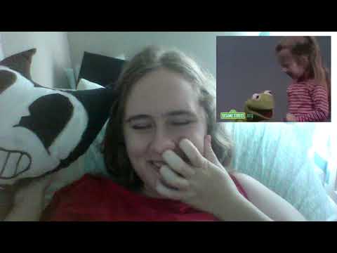Minty Reacts - Kermit and Joey Say the Alphabet