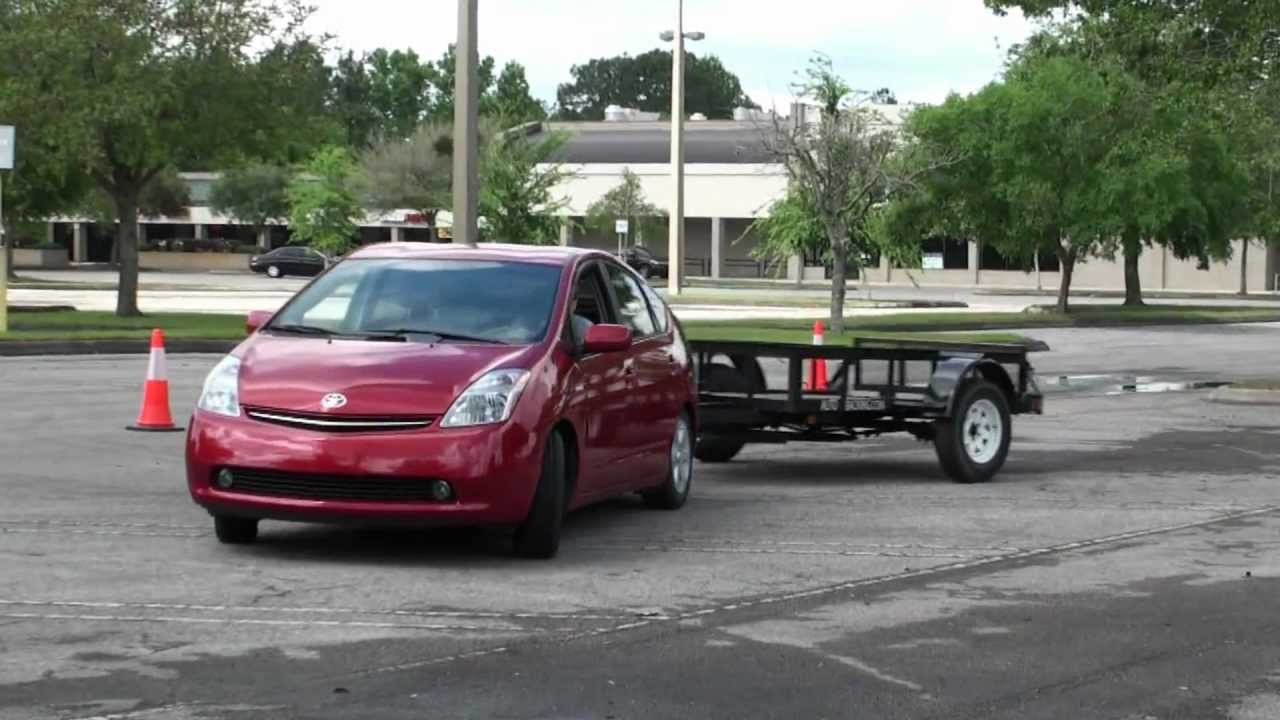 Prius backing up a Autobacking Trailer. - YouTube