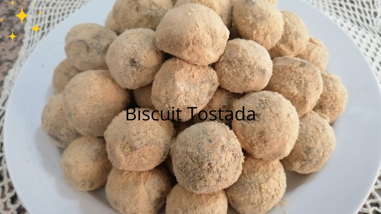 حلوة توستاذا الشهيرة هشيشة ومن نفس العجينة حلوة رفايلو كتذوب في الفم 👌🏻👍🏻