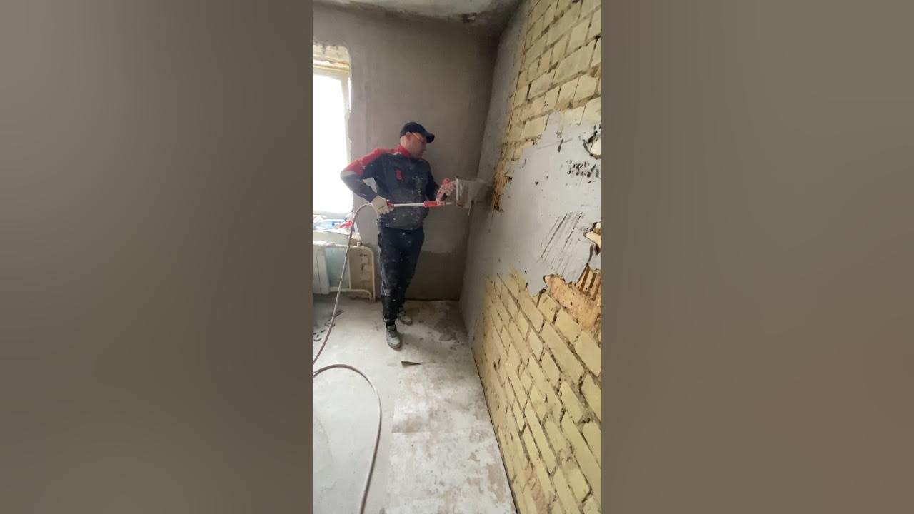 ПОЛУмеханизированное нанесение штукатурки. Мешок в минуту 😁. Хопер ковш ...