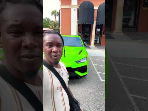Is that you #shenseea ? #jamaica #jamaicawalkby