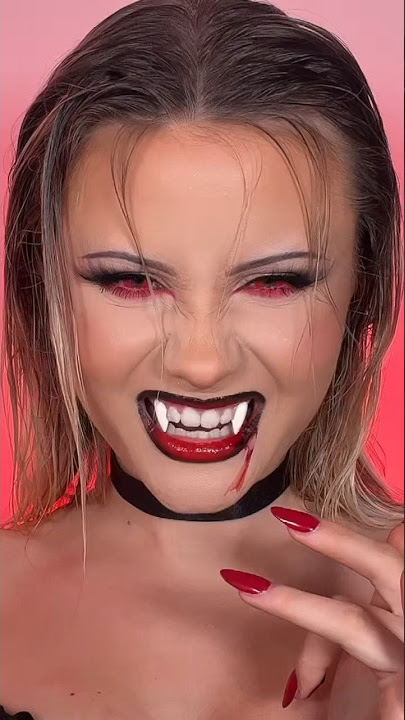 Vampire makeup 🧛🏻‍♀️🩸