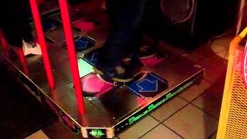 Josh-DDR Max 2-AC- Holic- Heavy (A?) Footcam