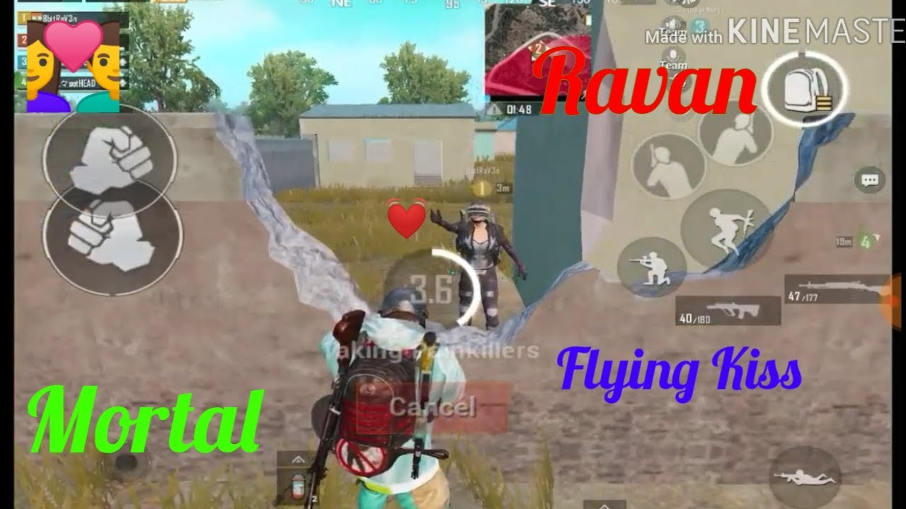 Mortal and Raven( pari )  gives flying kiss each other funny moment.