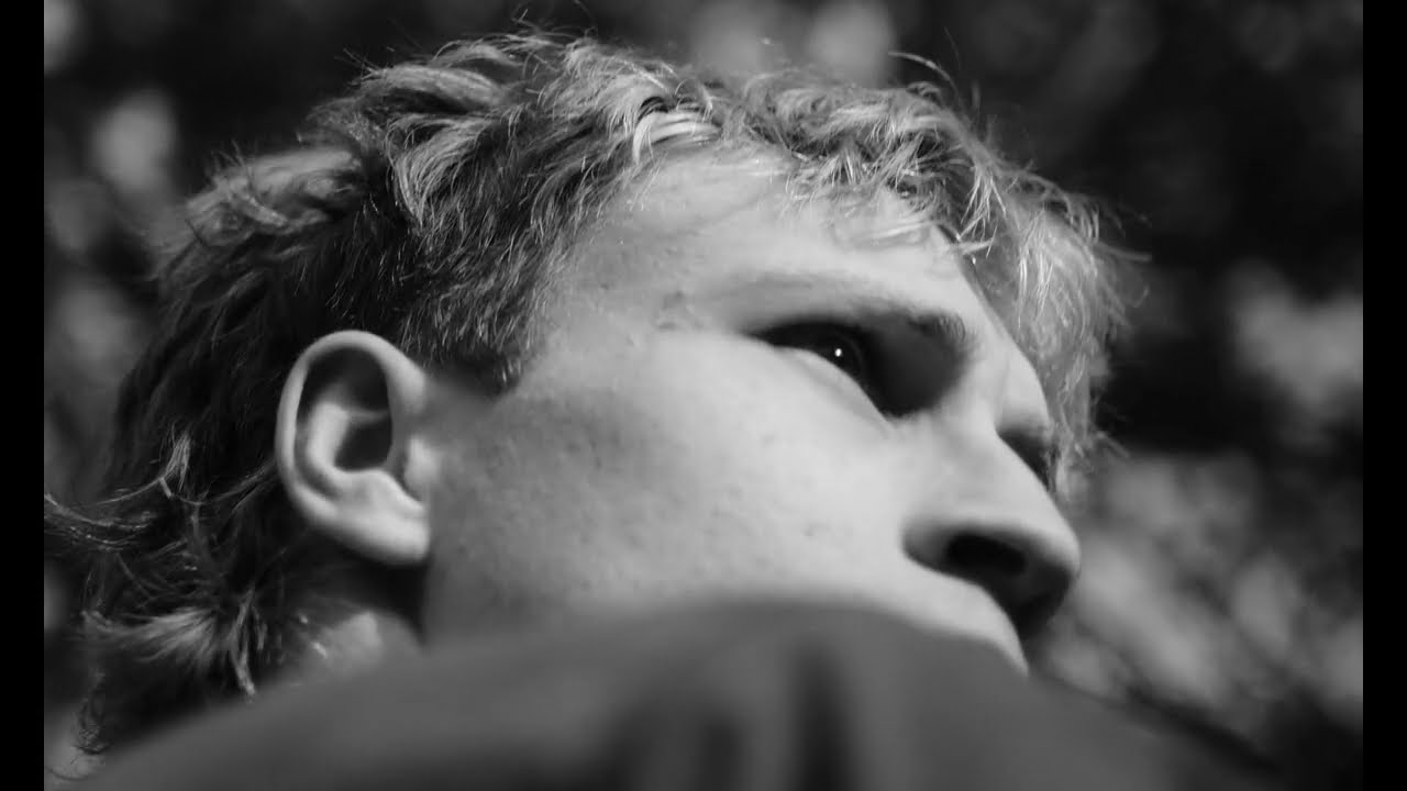 Watch Das Format – Deine Mutter (Official Music Video) on YouTube Watch Das Format – Deine Mutter (Official Music Video) on YouTube