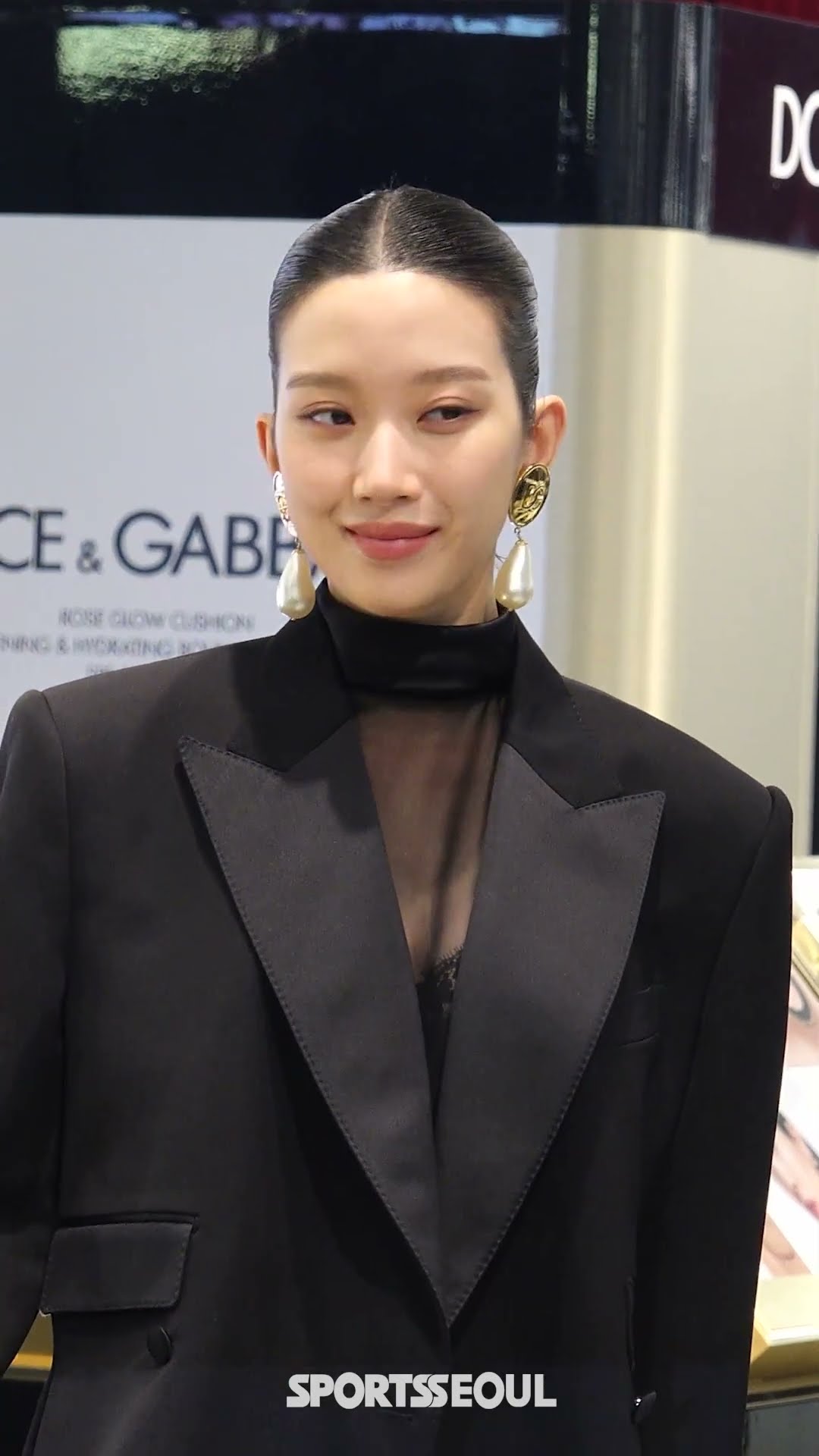 문가영, 이렇게 파격적인 시스루룩이라니 #MunKayoung