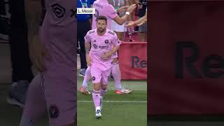 Todos de pie para recibir a su majestad 🤴 #Messi en su debut oficial con #InterMiami en la #MLSessi.