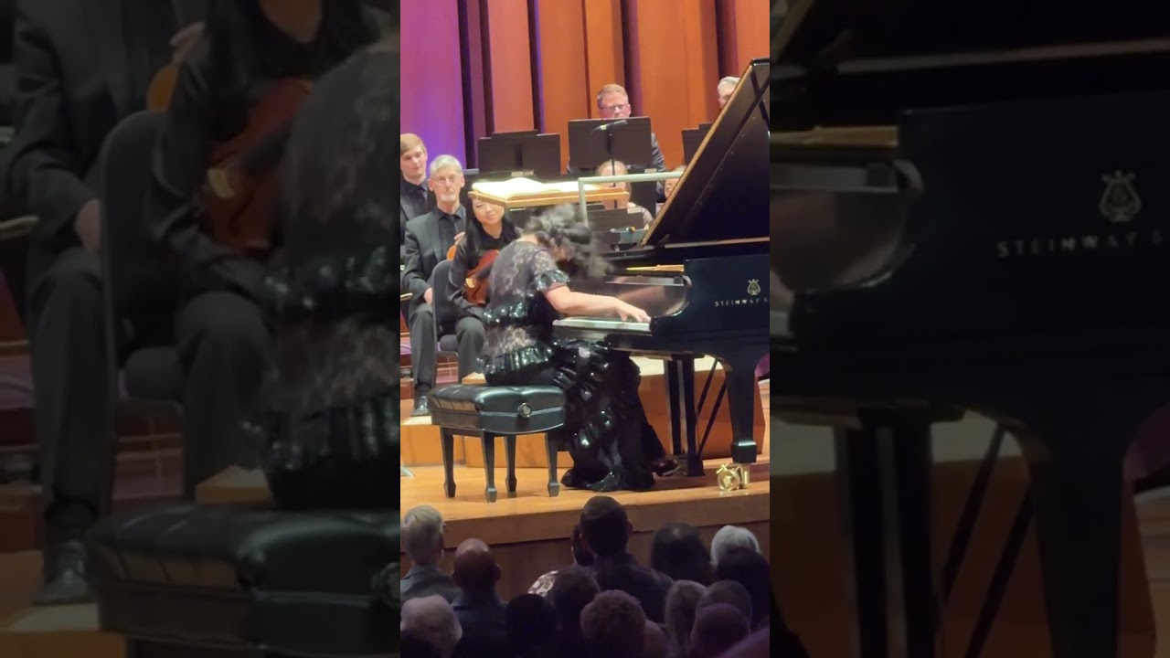 Khatia Buniatishvili bangs out Liszt’s Hungarian Rhapsody in final encore Benaroya Hall 2024 - FULL