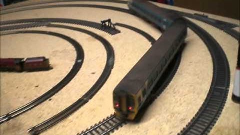 Bachmann 158 DMU DCC Conversion with High Intensity Directional Lighting