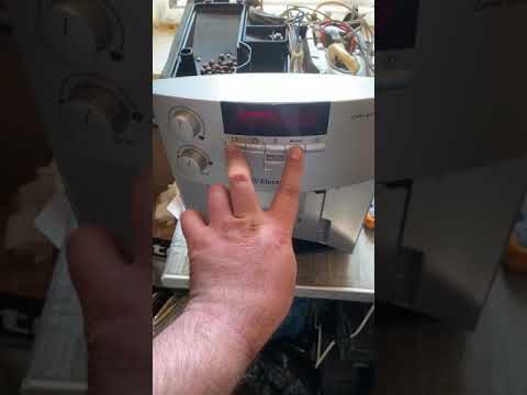 Кофемашина Electrolux ECG 6600 не работает