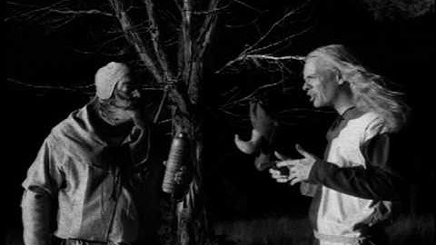 Yorick (scene) - Brainstorming with Thumbscrew