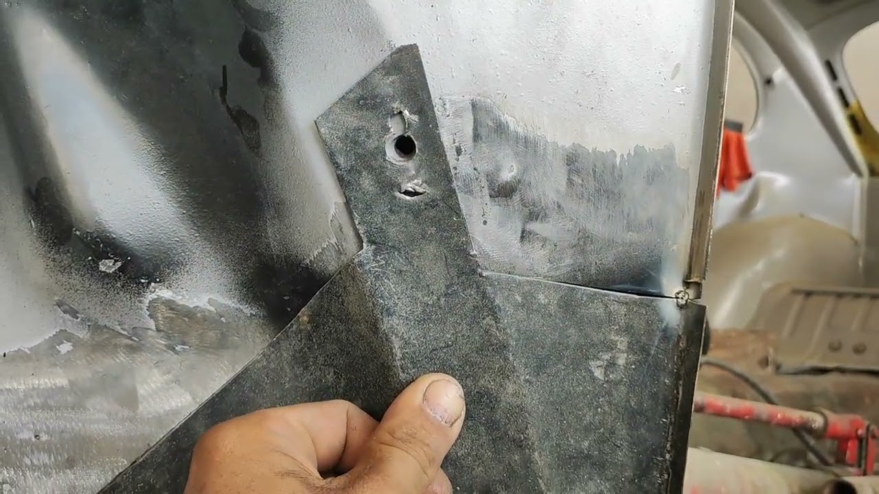 toca da caixa de ar e pé de coluna do Fusca, solda MiG sem gás.