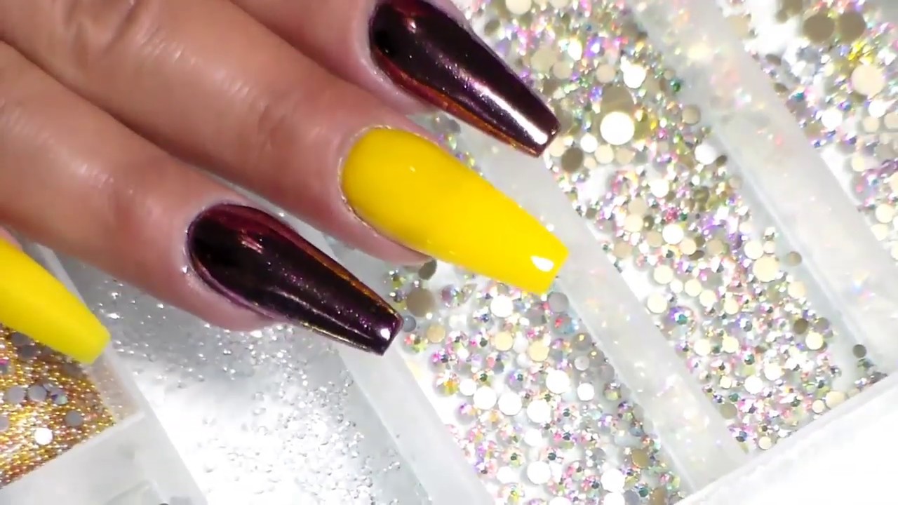 uñas acrilicas super bellas y de tempoda manicura y pedicura