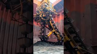 World’s Fastest Coal Unloading Machine in Action #youtubeshorts #trendingshorts #shortvideo