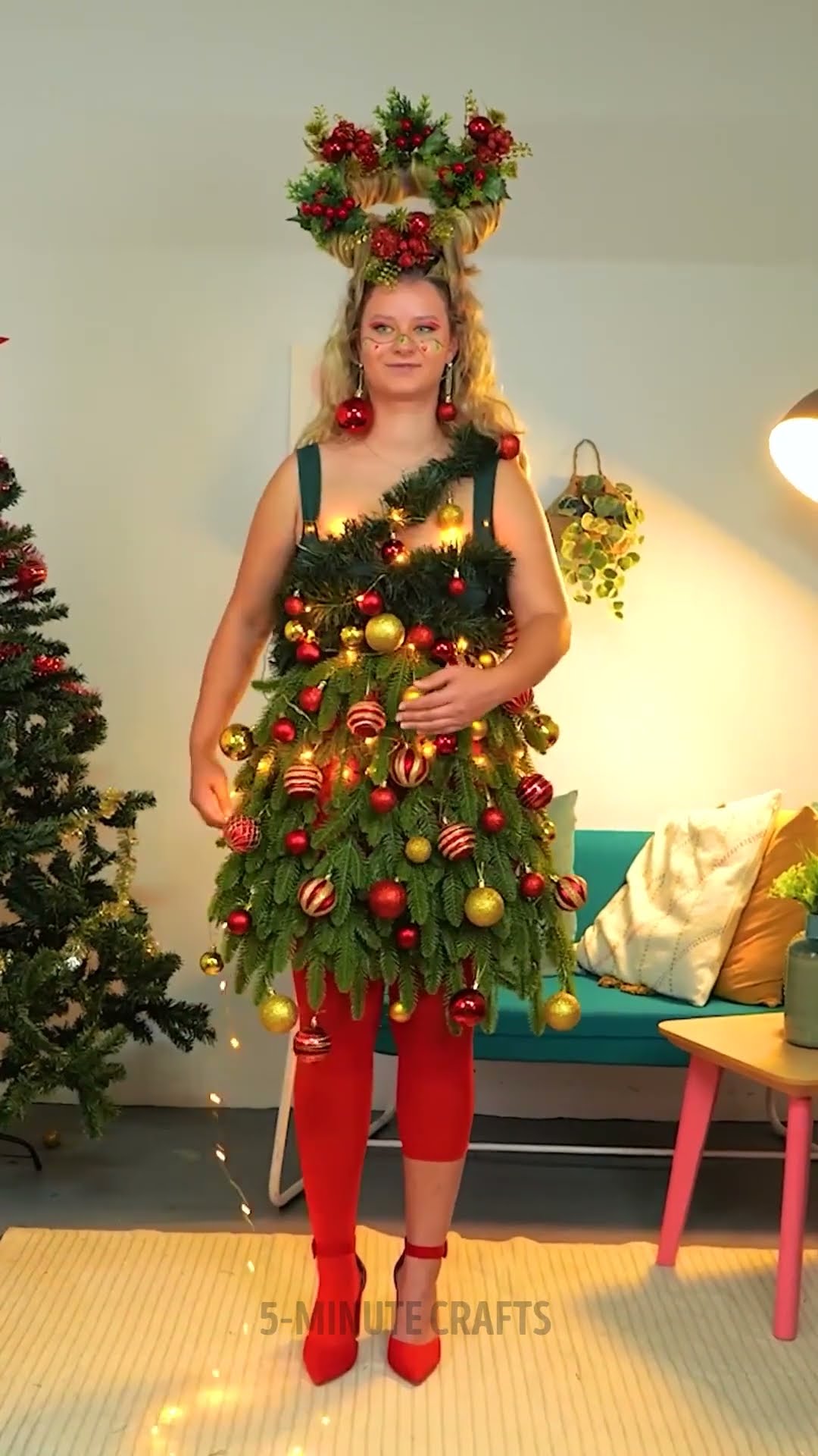 Brilliant idea for Christmas dress and party makeup #shorts #diy